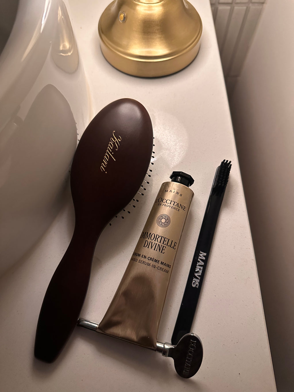 The Muse Hairbrush
