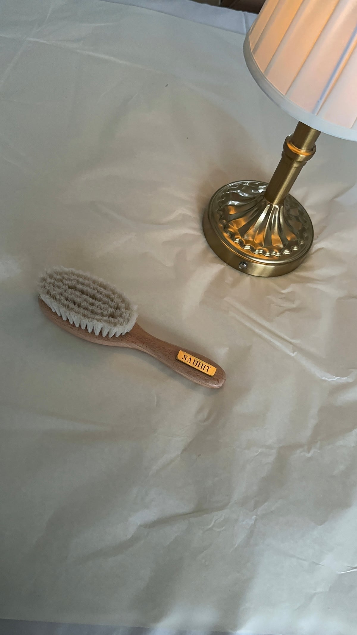 The Kin Hairbrush