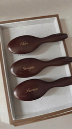 The Muse Hairbrush